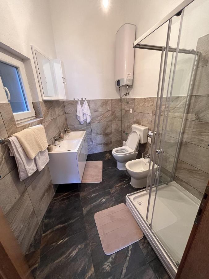 נאום Villa Ljiljana מראה חיצוני תמונה