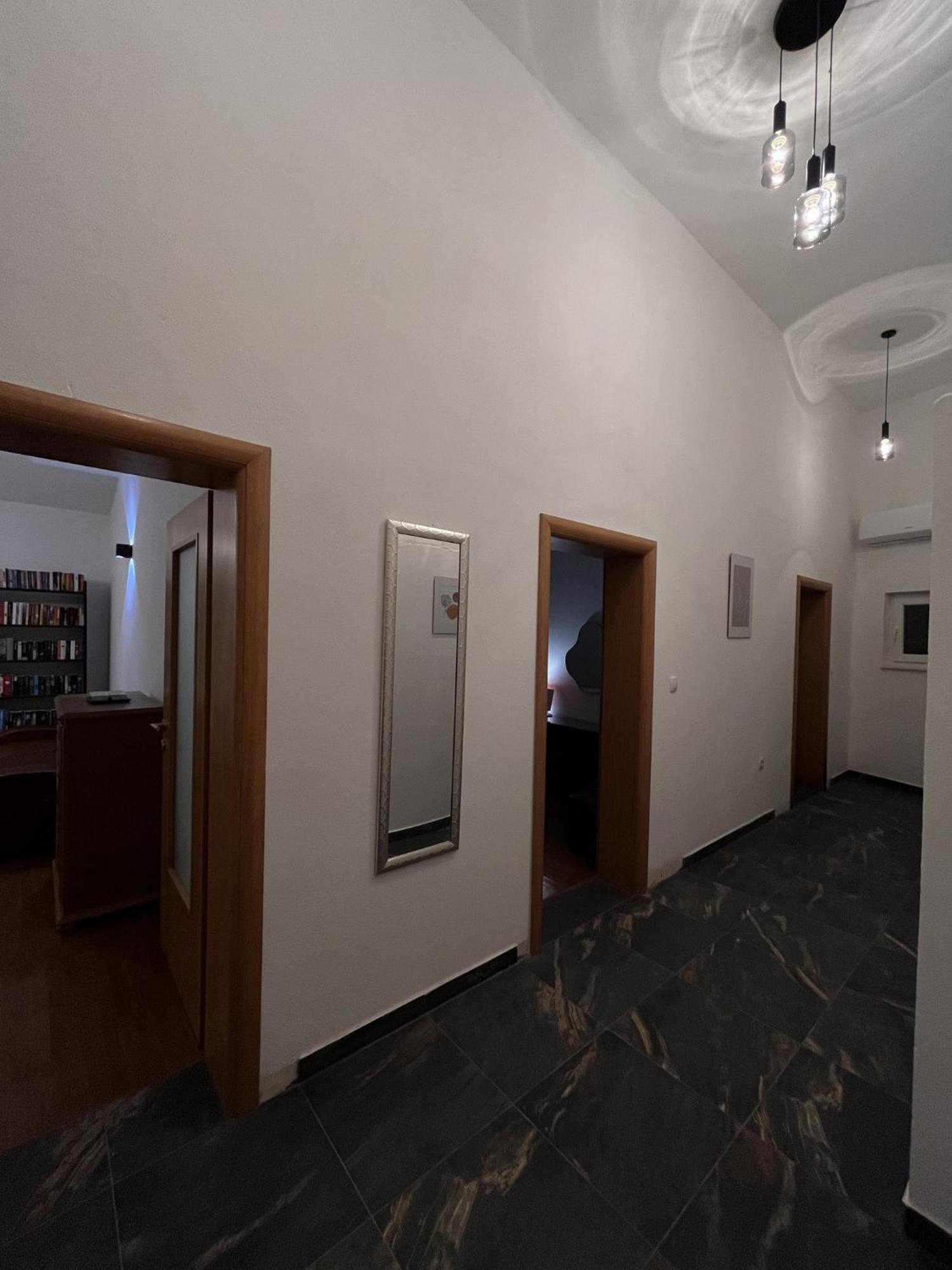 נאום Villa Ljiljana חדר תמונה